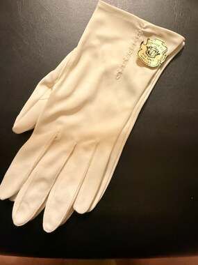 Max Mayer Contour Fit Vintage White Nylon Gloves Size Large